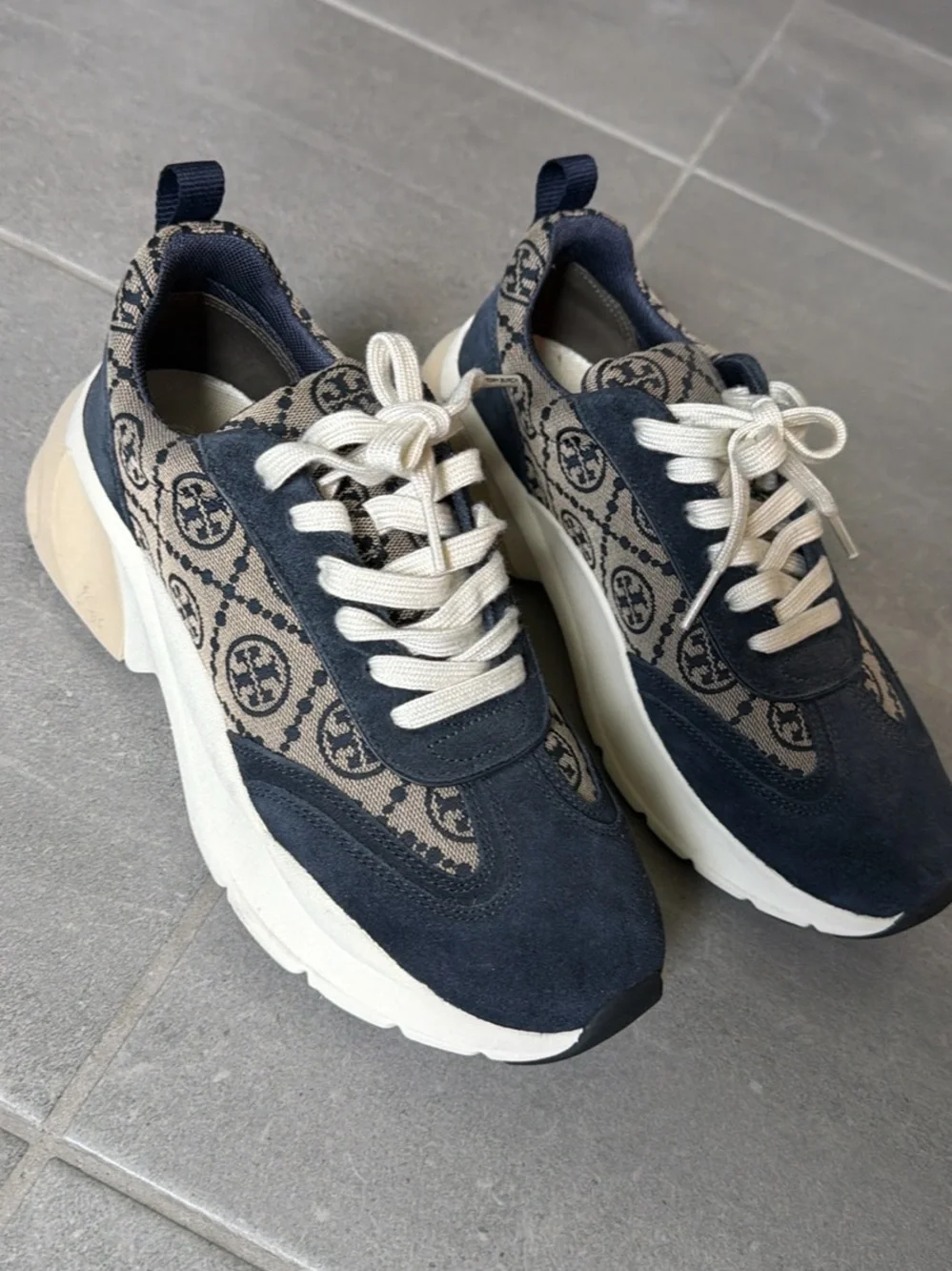 Tory Burch Monogram Sneakers | Women’s Size 8 | Excellent Condition